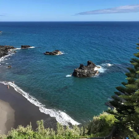 Guava Azores Villa *