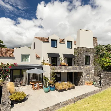 Guava Azores Ribeira das Tainhas