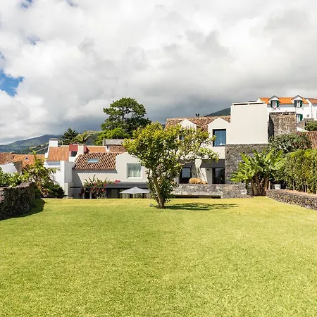 Guava Azores Ribeira das Tainhas